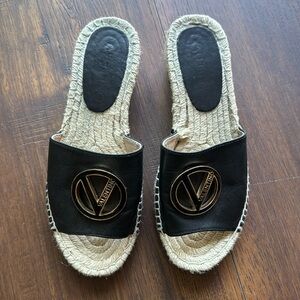 Valentino by Mario Valentino. Size 7 leather espadrille slip ons. Black.